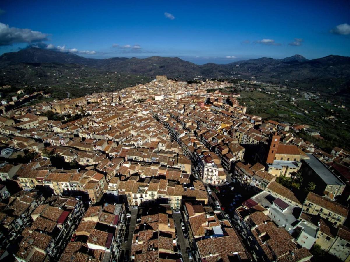 Vetriera41 Castelbuono (Sicily)